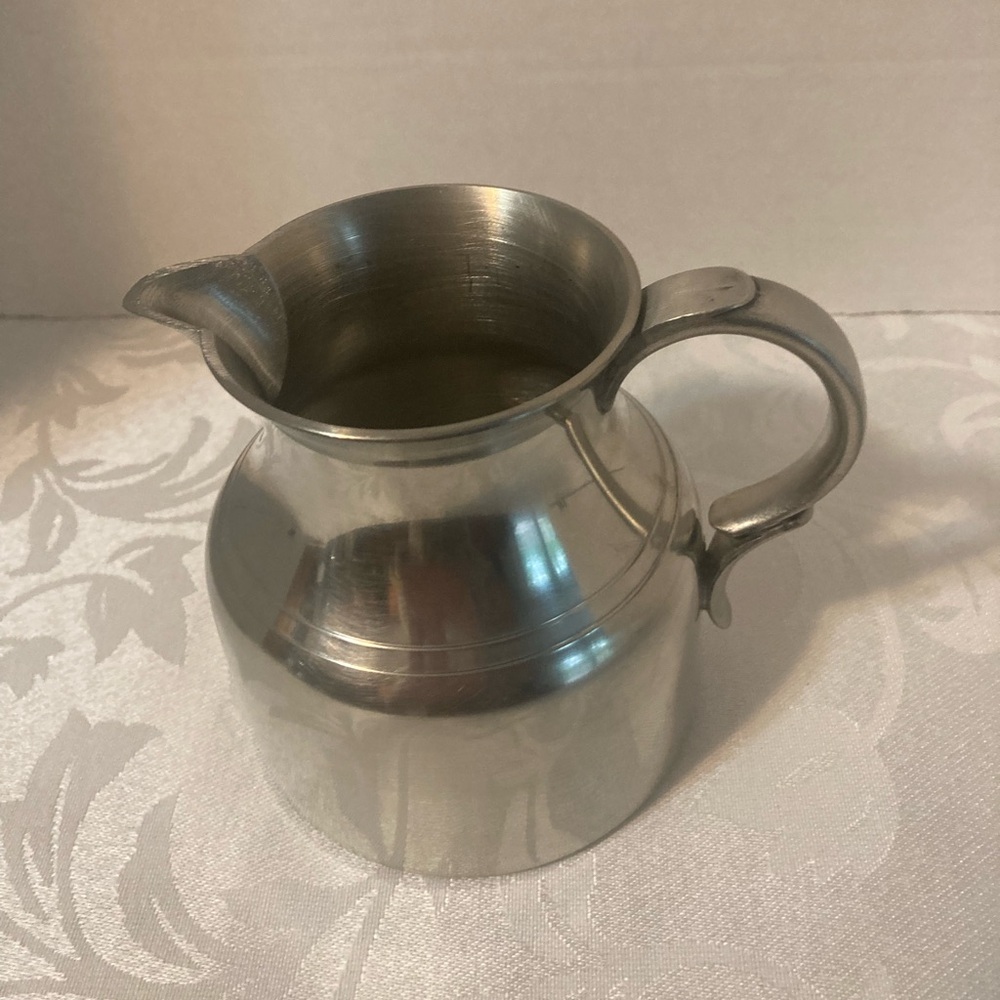 Woodbury Pewter Mystic Seashore Collection Pitcher